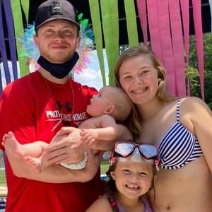 Meet your Posher, Natasha